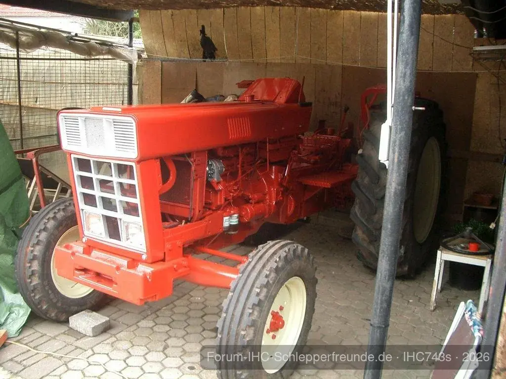 IHC743s