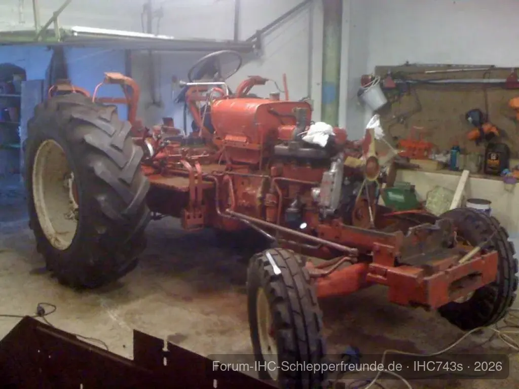 IHC743s