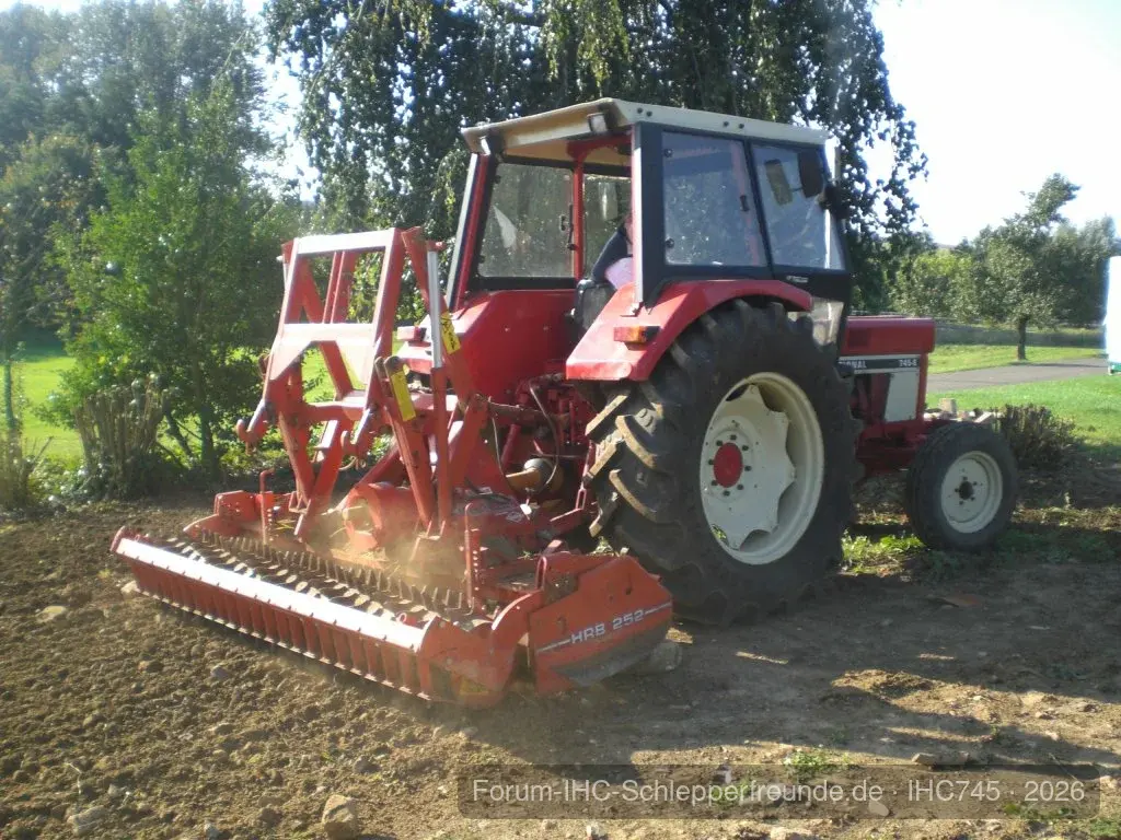 IHC745S