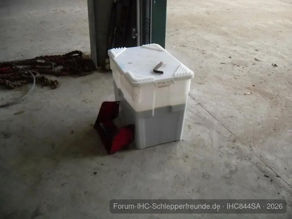 IHC844AS