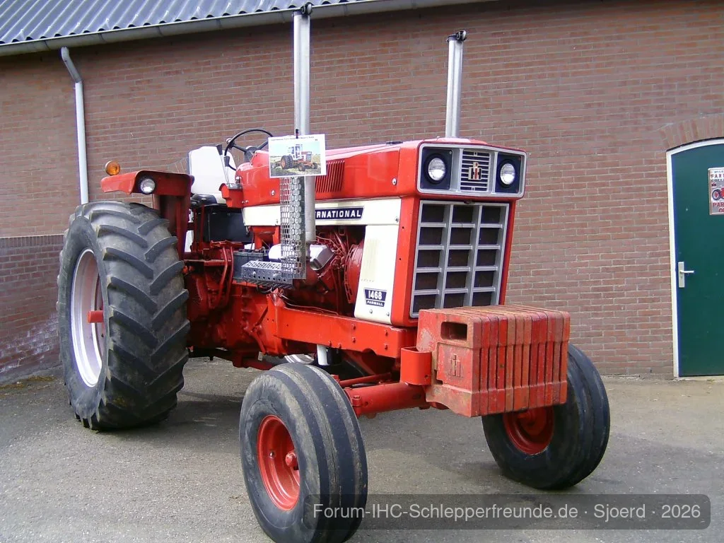 International 1468 Farmall