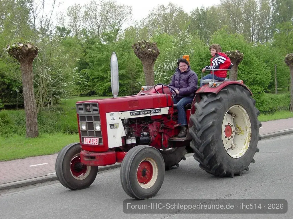 international 834