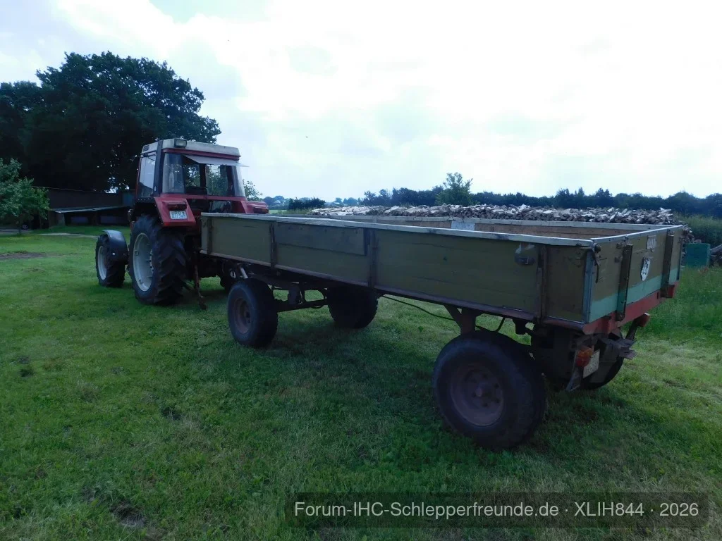INTERNATIONAL 844 XL