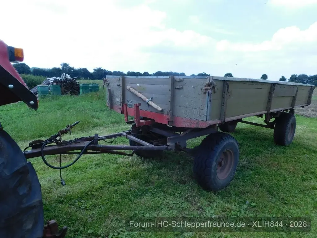 INTERNATIONAL 844 XL