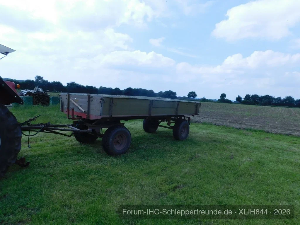 INTERNATIONAL 844 XL