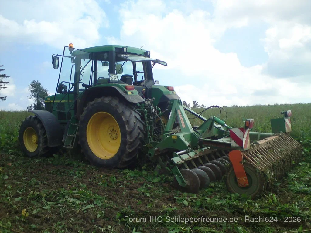 John Deere 6610