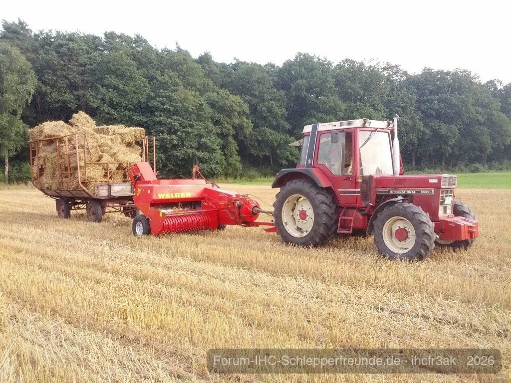 Kleinballen-Strohernte 2013