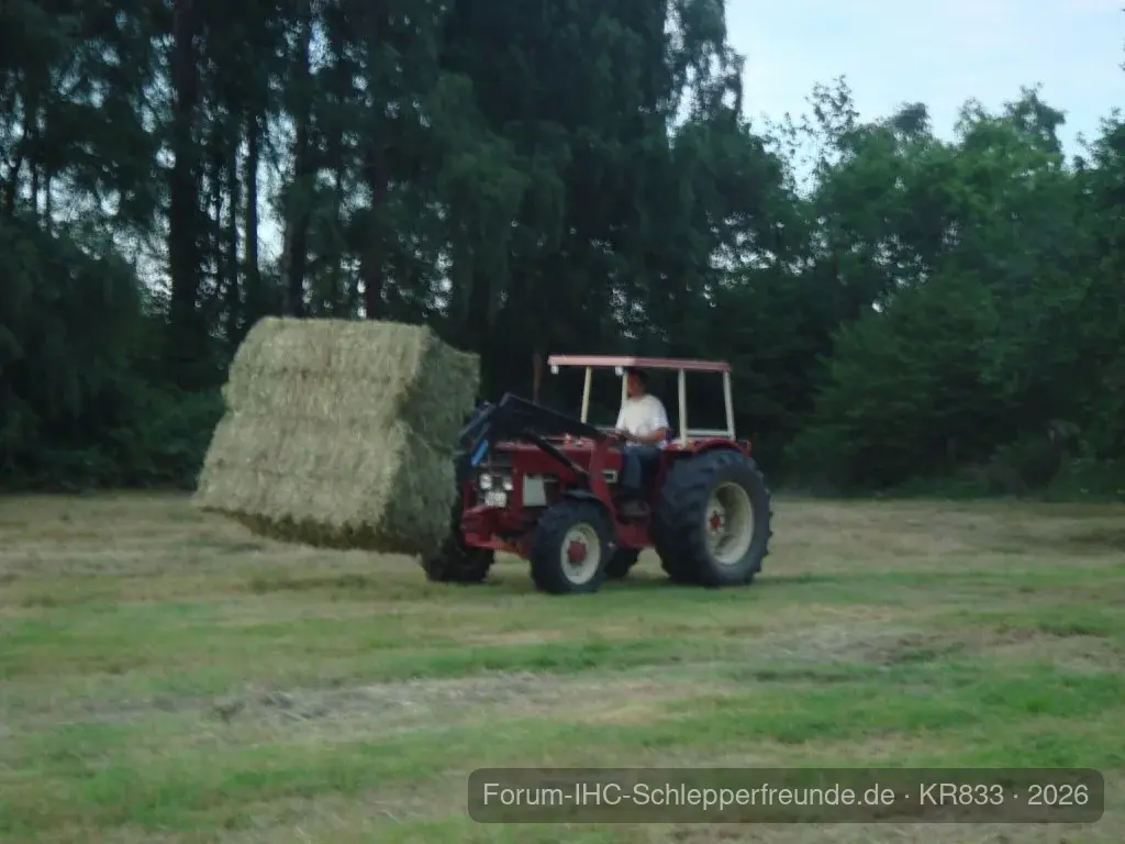 KR833