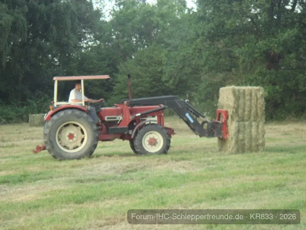 KR833