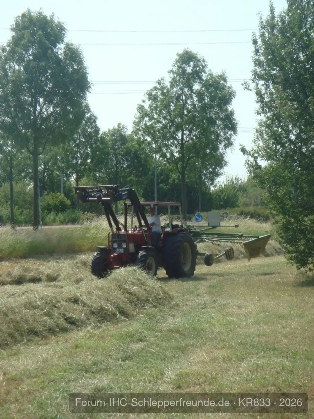KR833