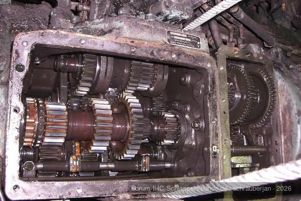 mb 700