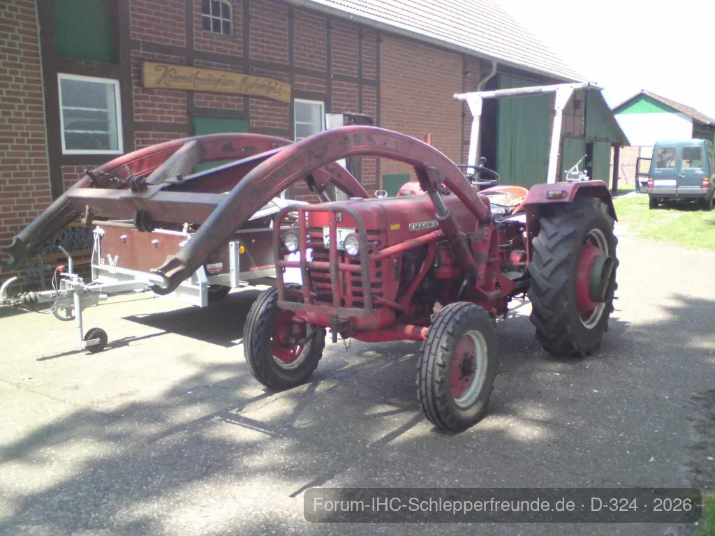 McCormick D-436 Standart