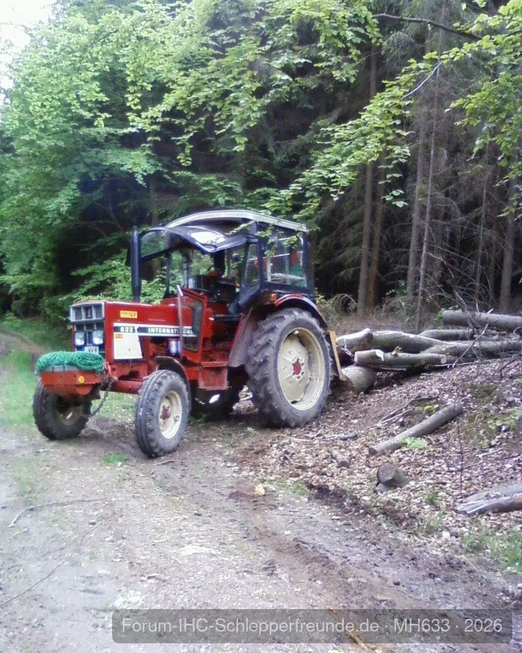 MH633