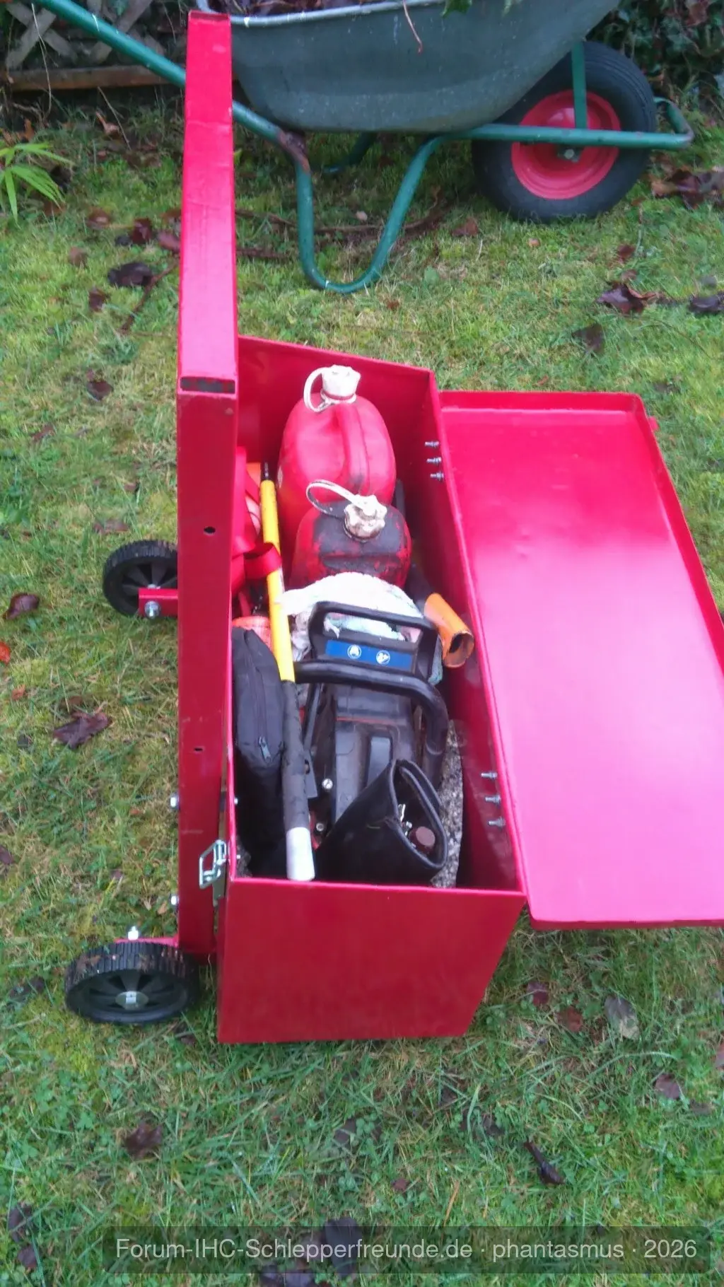 Motorsägenbox rollbar