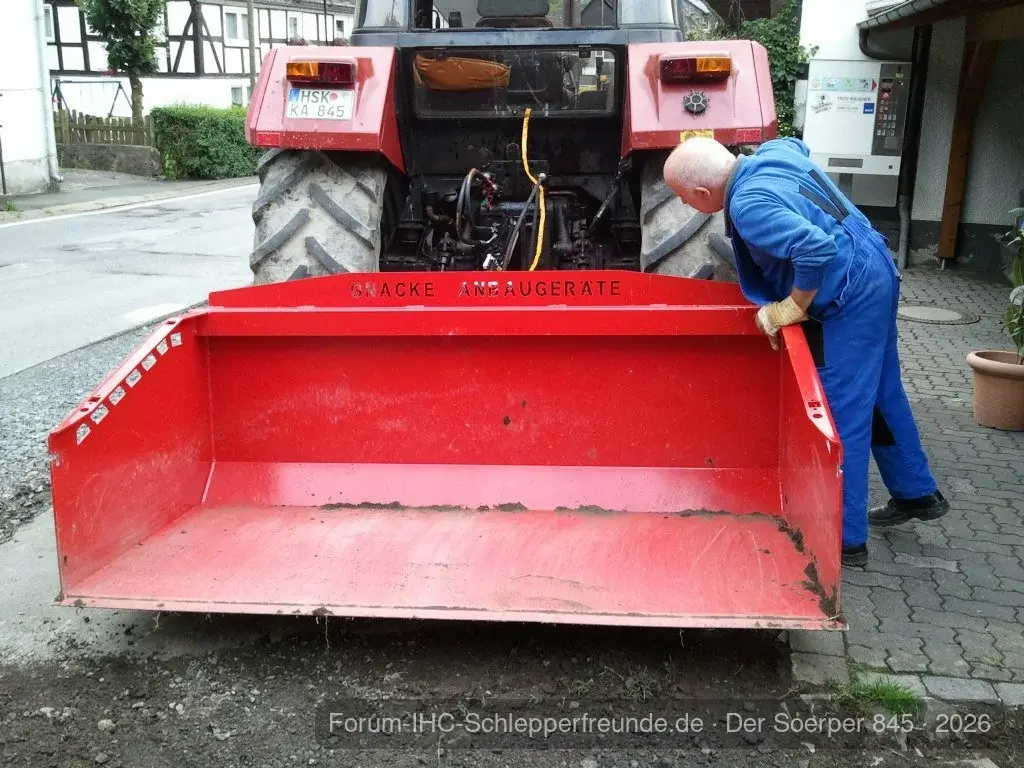 Neuer Heckcontainer