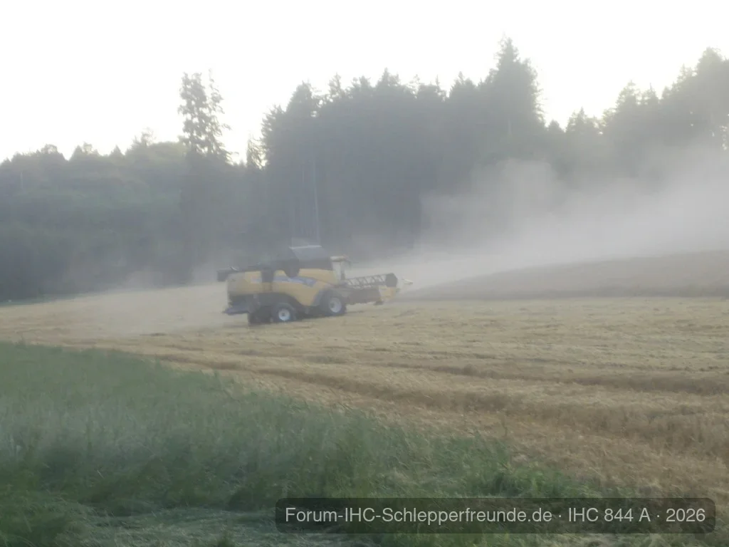 New Holland CX 8040
