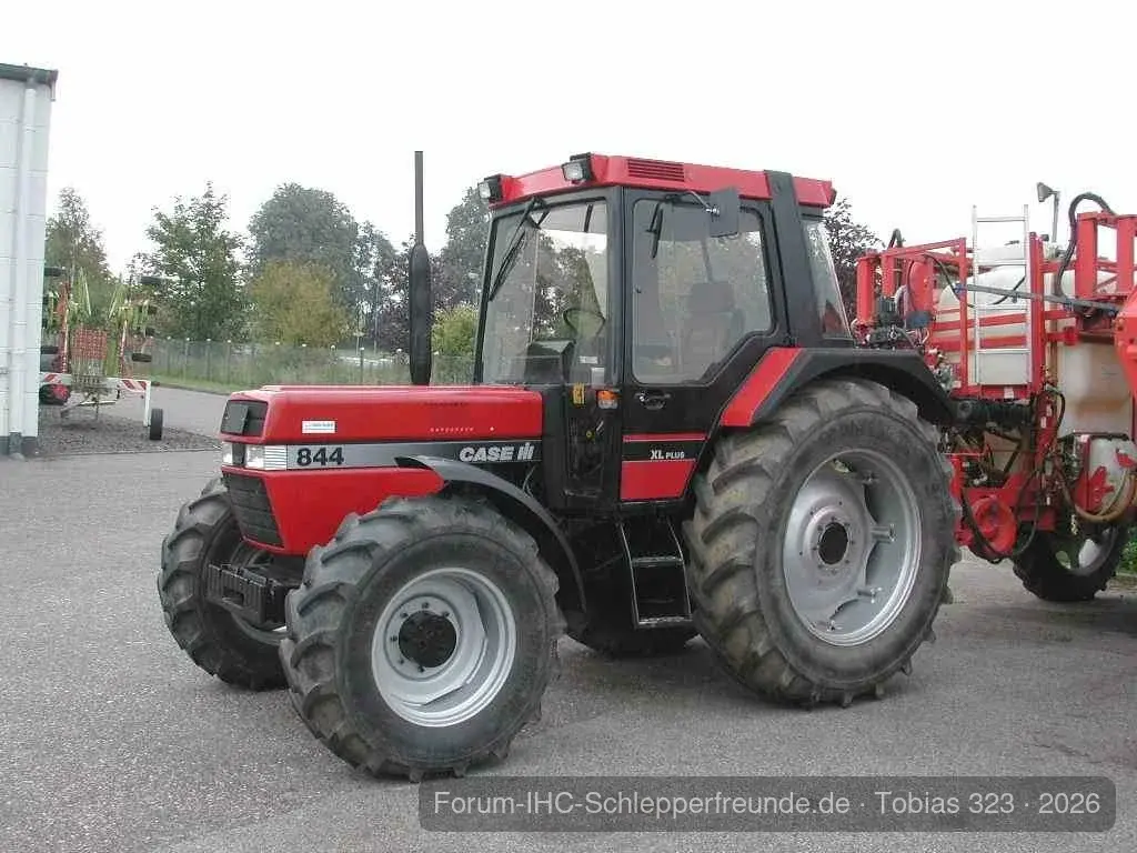 t323
