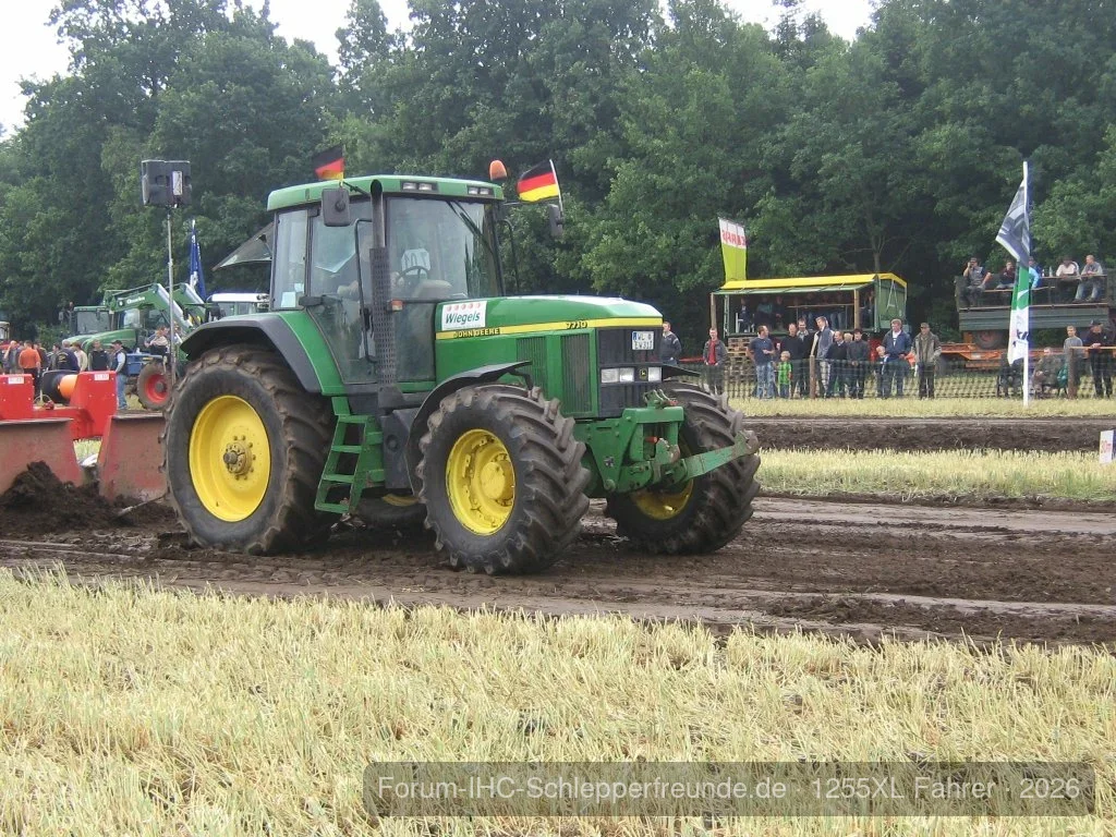 Trecker Treck in Behringen