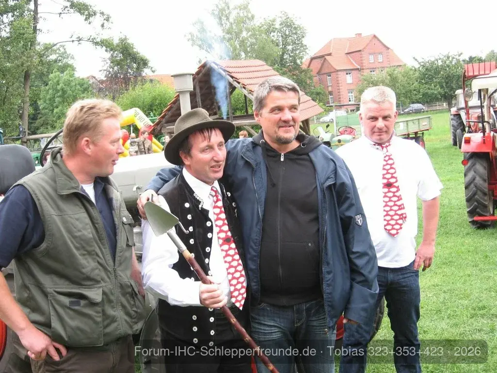 Treckertreffen in Heßlingen