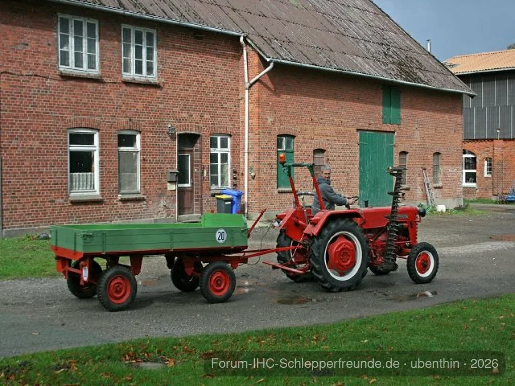 Unser Trecker mit Anhänger