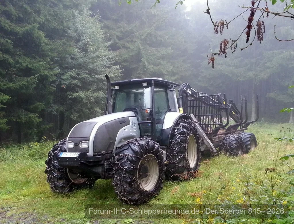 Valmet T 150 mit Rückwagen