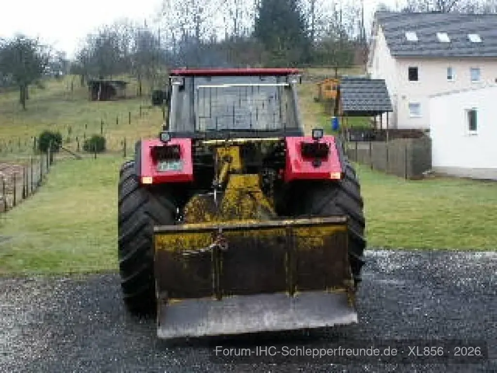 XL856